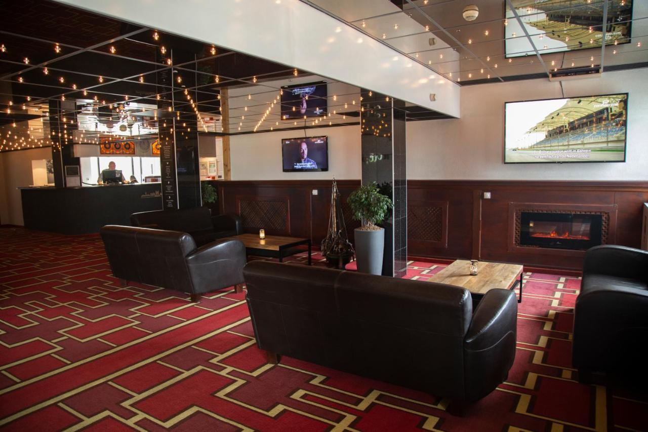 Amicitia Hotel سنيك المظهر الخارجي الصورة
