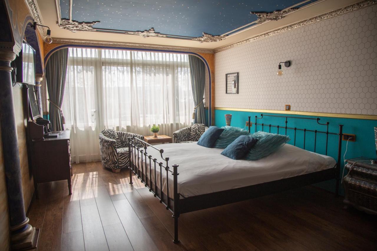Amicitia Hotel سنيك المظهر الخارجي الصورة