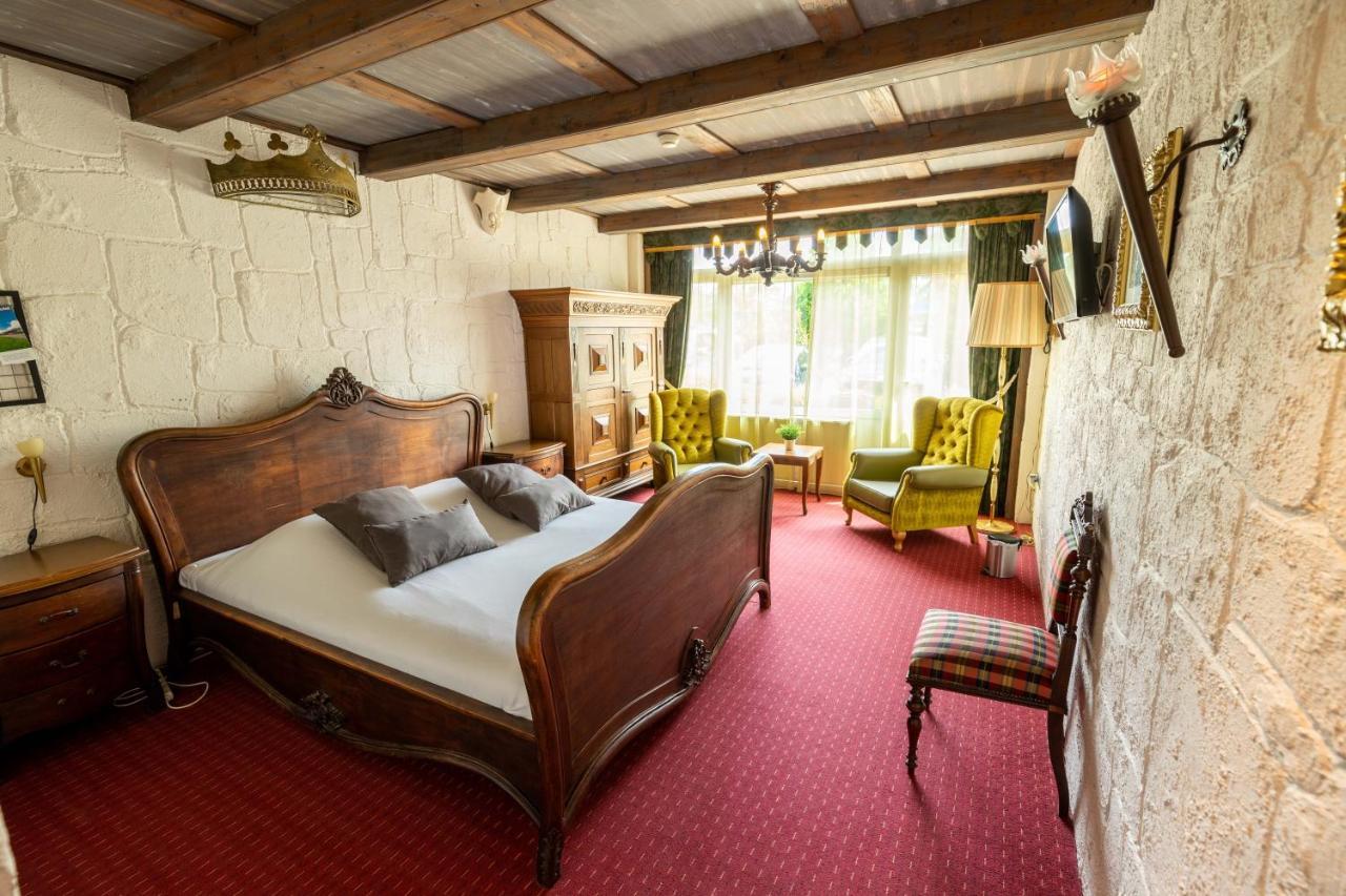Amicitia Hotel سنيك المظهر الخارجي الصورة