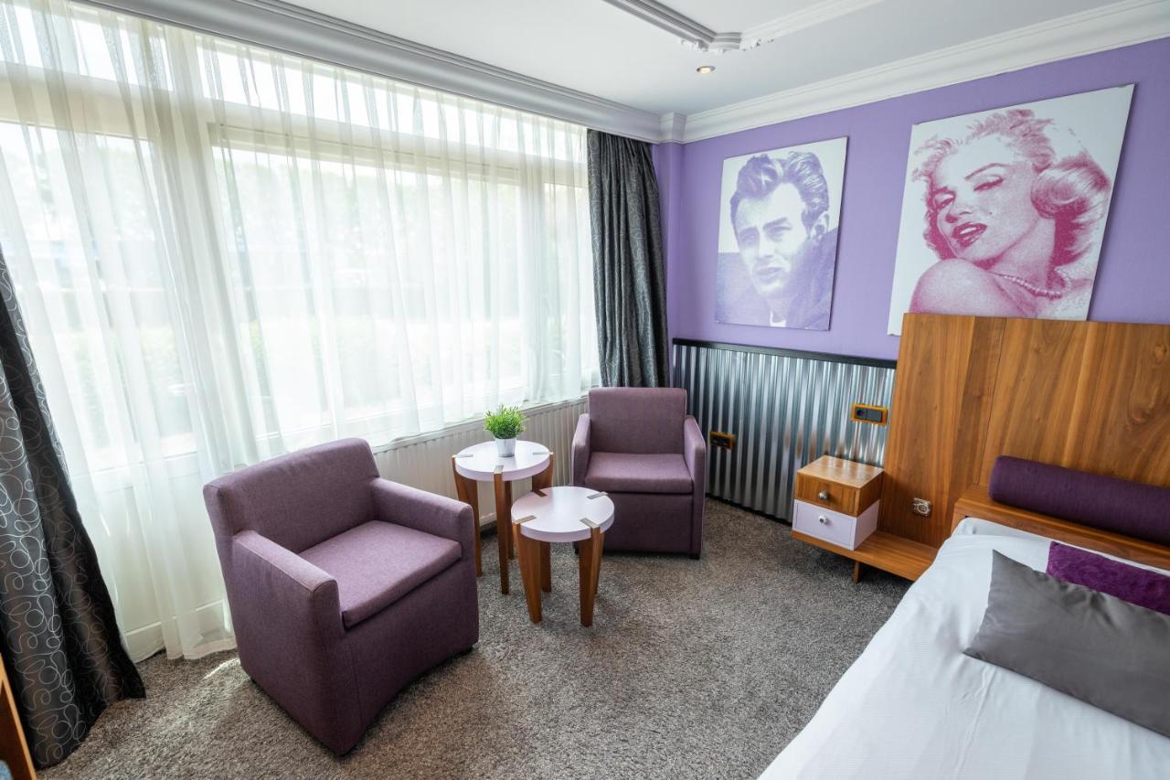 Amicitia Hotel سنيك المظهر الخارجي الصورة