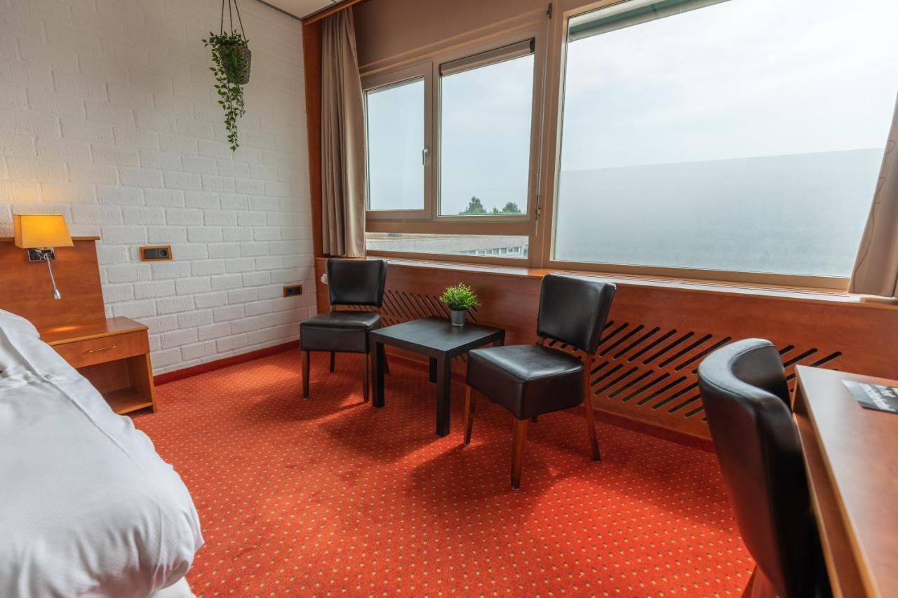 Amicitia Hotel سنيك المظهر الخارجي الصورة