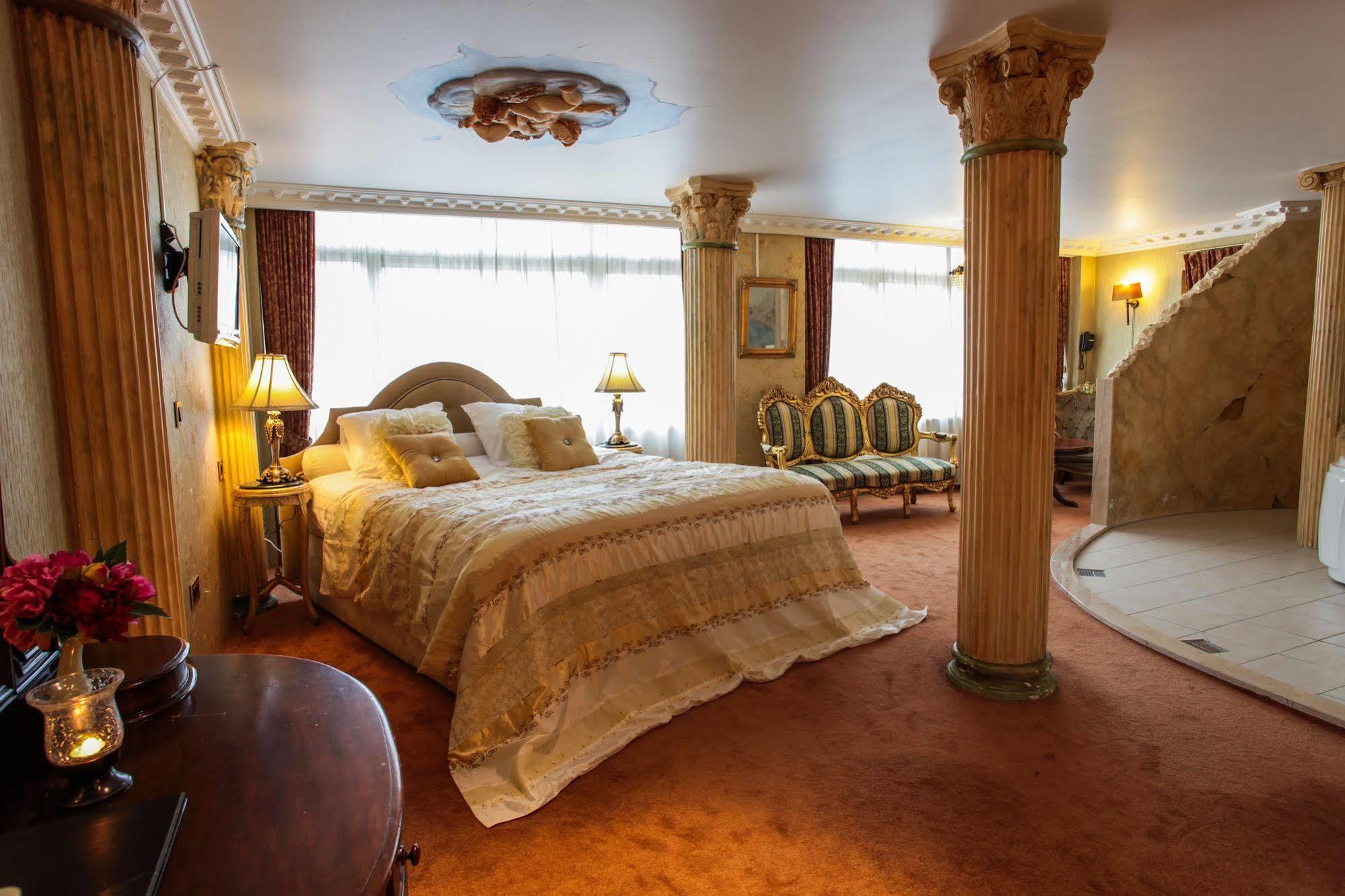 Amicitia Hotel سنيك المظهر الخارجي الصورة